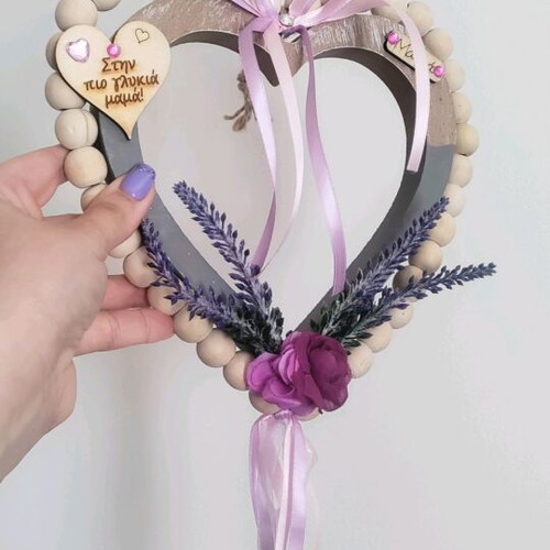 Wooden hanging decorative heart for mom new