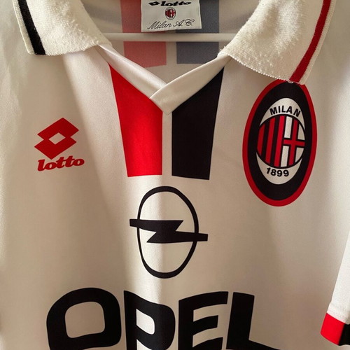 Ac Milan 1997 jersey like new, size L