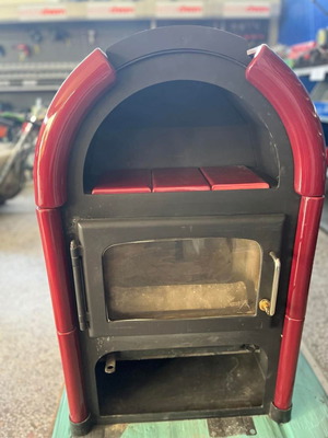 Cast iron fireplace stove used 7 kw