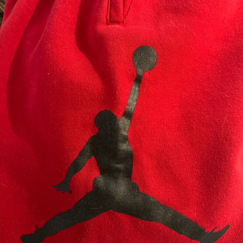 Air Jordan Bermuda shorts used, size 12-13 years, black and red
