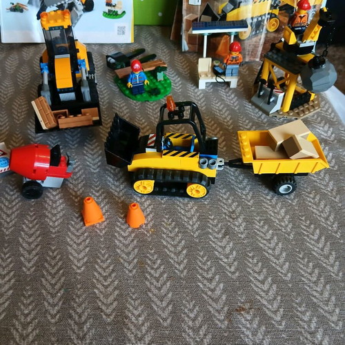 Lego City 60385 and 60252 like new, with instructions, no box