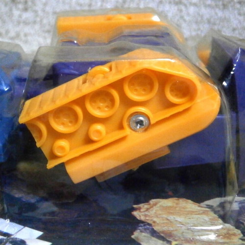 Super Galaxy Space Former tank bootleg transformer vintage