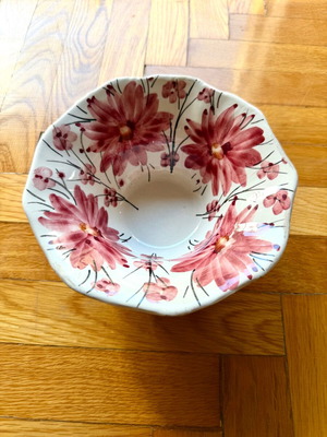Ceramic bowl with pink floral design, 15 cm