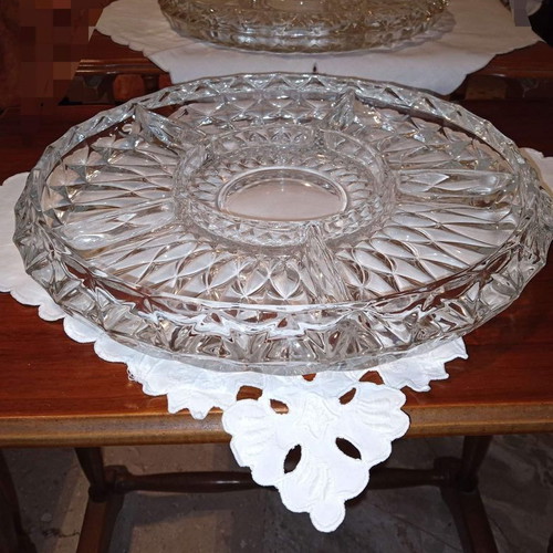 Crystal embossed hors d'oeuvres plates used, set of two