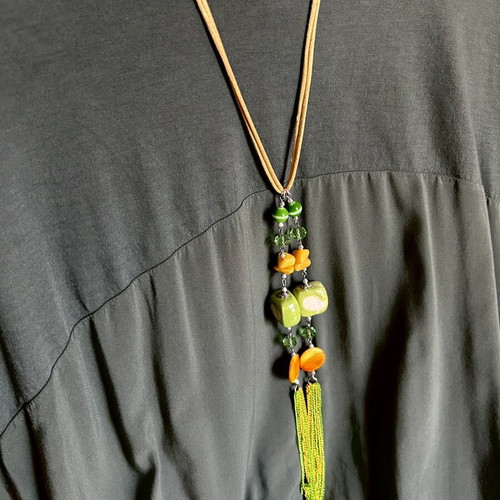 Set of 2 handmade necklaces like new, khaki and green shades