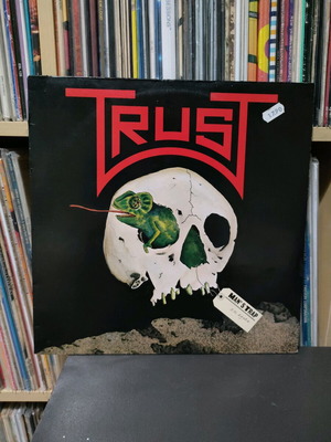 Trust Man's Trap vinyl used, punk