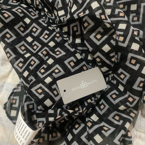 Bijou Brigitte scarf new, long and wide