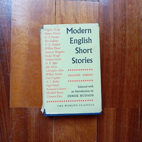 Modern English Short Stories book, very good condition