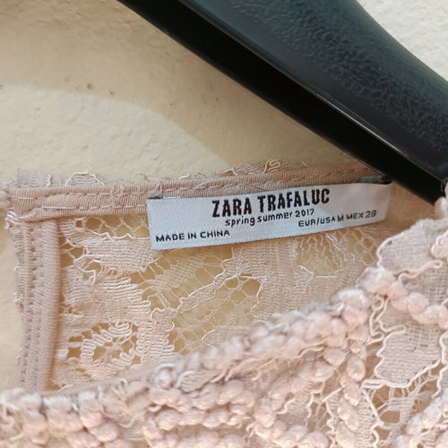 ZARA Crop Top Lace Floral Pink Nude like new, Size M