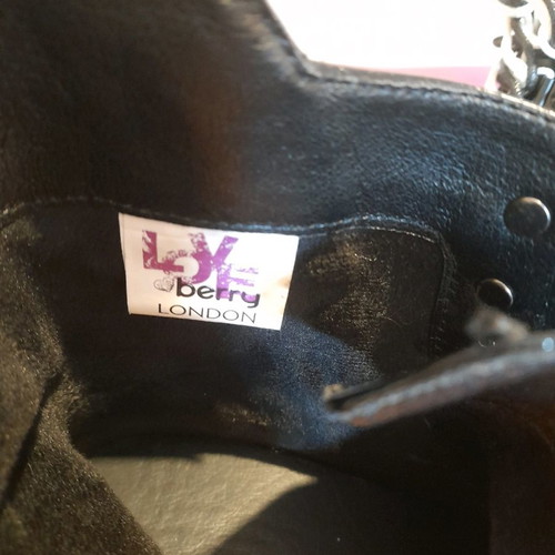 Love berry London women's boots new, leather, size 37, black