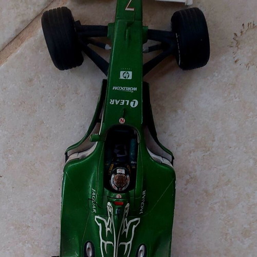 Formula 1 Jaguar Racing Model 1:18 like new