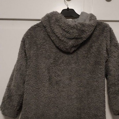 Grey fleece jacket used for girl 4-5 years old