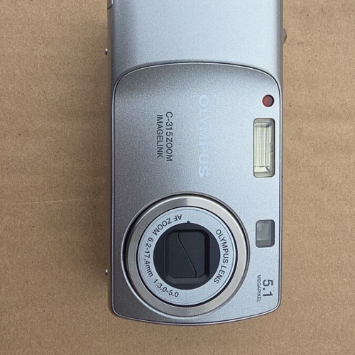 Olympus C-315 Zoom camera used with 256MB memory card