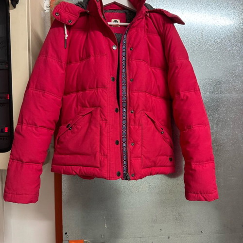 Roxy jacket red size M like new