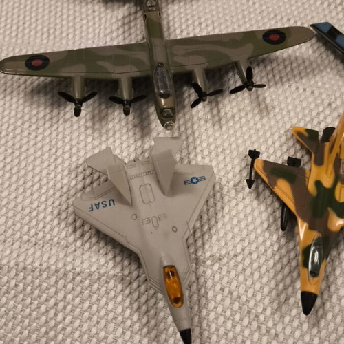 Set of 5 Die-Cast Military Aircraft and Bombers