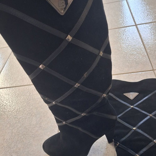 Laura Biagiotti leather boots size 37 like new, black, knee-high with zipper