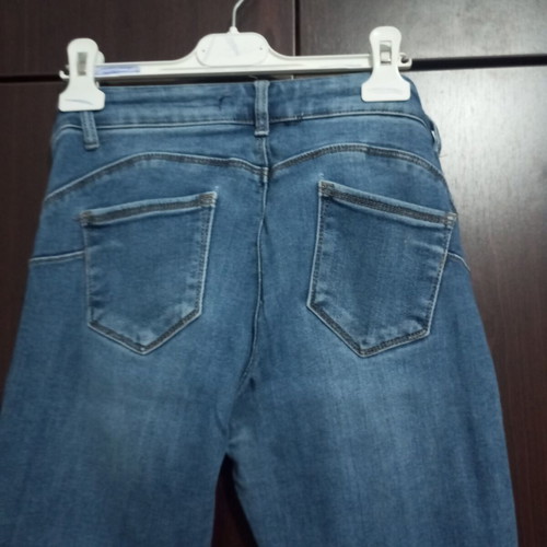 Women's denim jeans size 28 used