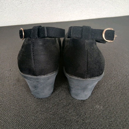 Rongen casual women's platform shoes size 37 like new, black