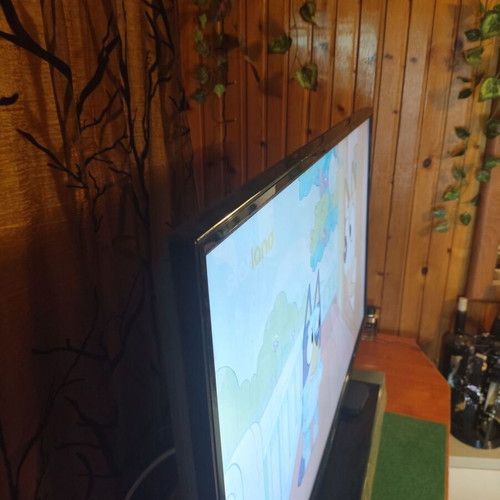 Philips 39PFL3008H/12 39" Full HD TV