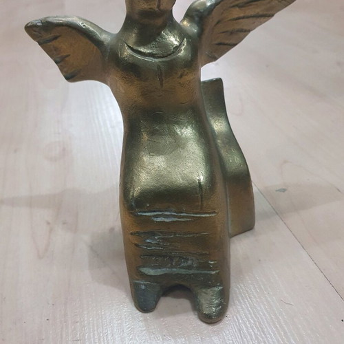Sculpture by G. Georgiadis used
