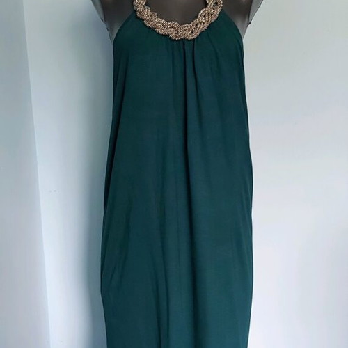 Gina Tricot Dress like new with built-in metal necklace decoration