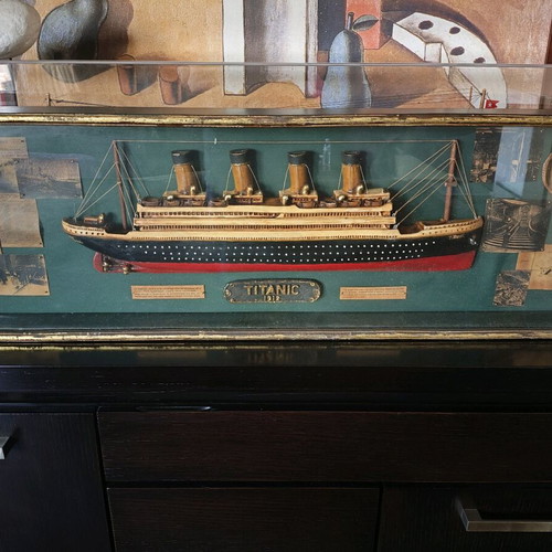 Titanic framed decoration used