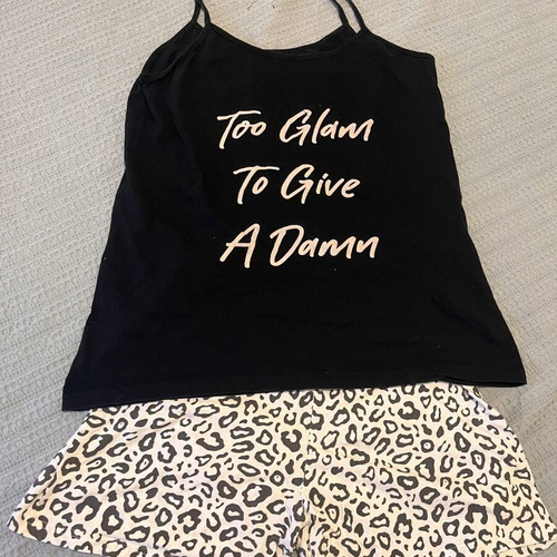Pajama set like new, size XXL, black top with leopard shorts