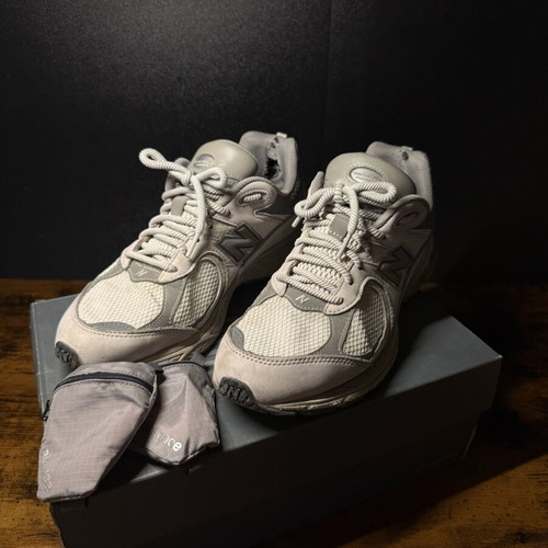 New Balance M2002RVC sneakers, grey, size 44.5