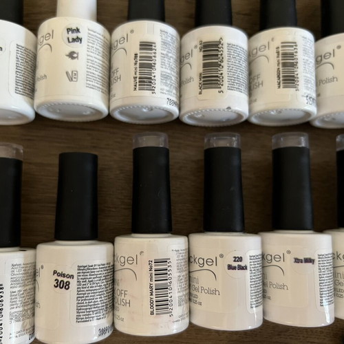 Quickgel semipermanent nail polish set like new