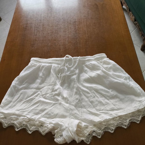 Pink Woman lace shorts like new, size S