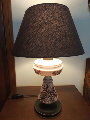 Ceramic Art Nouveau table lamp in pink and brown colors