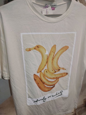 Andy Warhol T-shirt size M new, beige