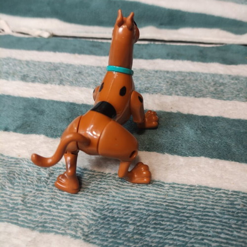 Scooby Doo figure used, good condition