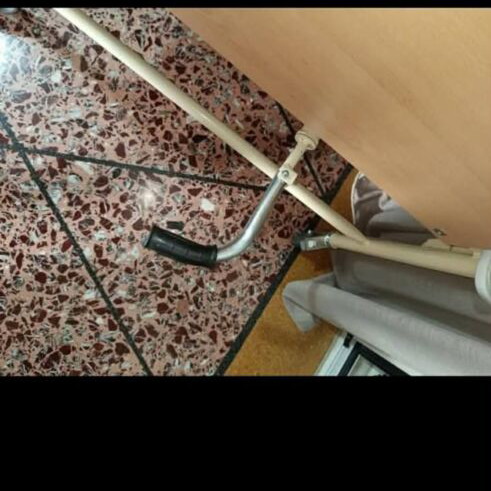 Hospital bed with crank like new