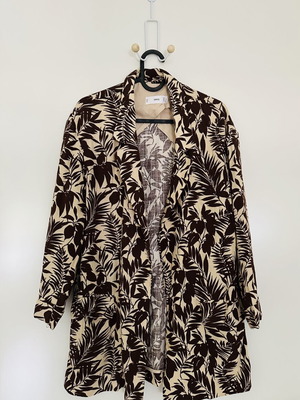 Mango Two Pieces Set Beige with Brown Pattern Like New