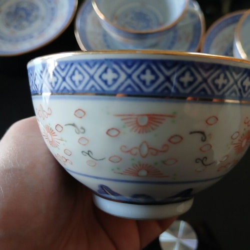 Tea set like new with teapot, creamer, sugar bowl, 5 cups and 10 saucers