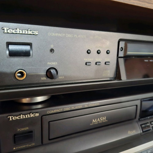 Technics SL-PG4 CD player used in good condition with optical output
