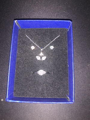 Swarovski jewelry set new, silver earrings necklace ring