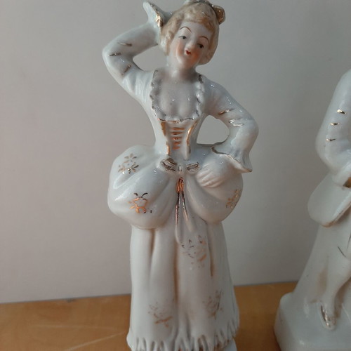 Vintage porcelain couple from Japan like new