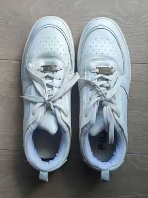 Fila casual shoes size 45 used, white
