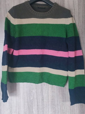 Sisley pullover like new, colorful, soft