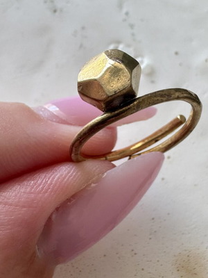 Minimalist Geometric Gold Tone Open Ring adjustable, like new