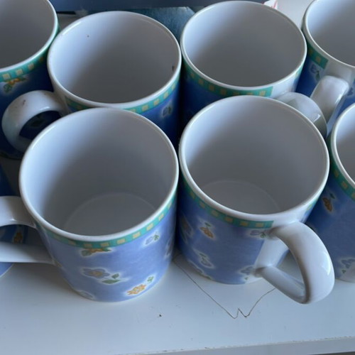 CorningWare Dinnerware mugs like new, set of 8, stoneware