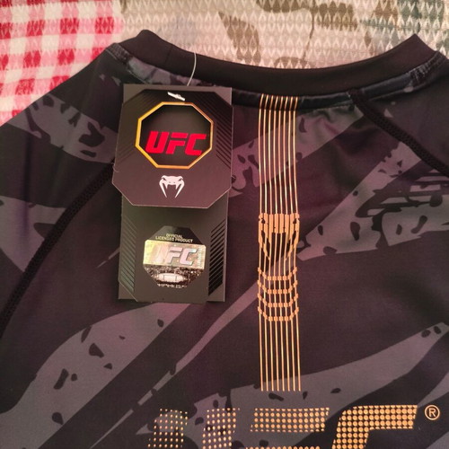 Venum UFC Compression Shirt new, size M, black