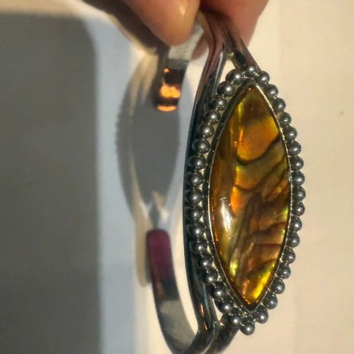 Vintage bracelet with tortoise stone new