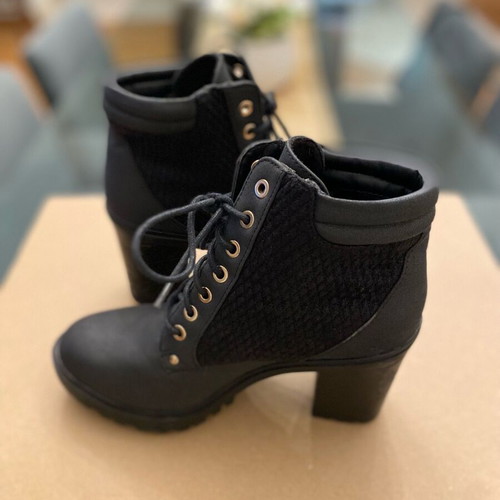 New Look boots faux leather with laces like new, size 39