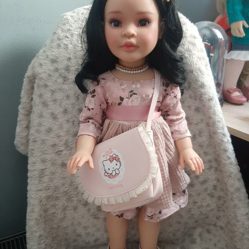 Paola Reina doll with joints, like new, vanilla scent, 58 cm, with bag gift