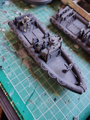 Φουσκωτό Rhib 11m US Marines μοντέλο σε κλίμακα 1:72