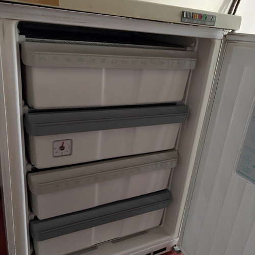 Liebherr refrigerator and freezer used, 1987, 147x60x60 cm and 85x60x60 cm