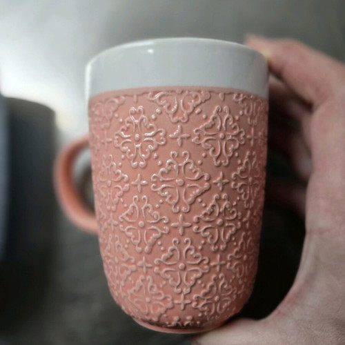 Set of two porcelain mugs like new